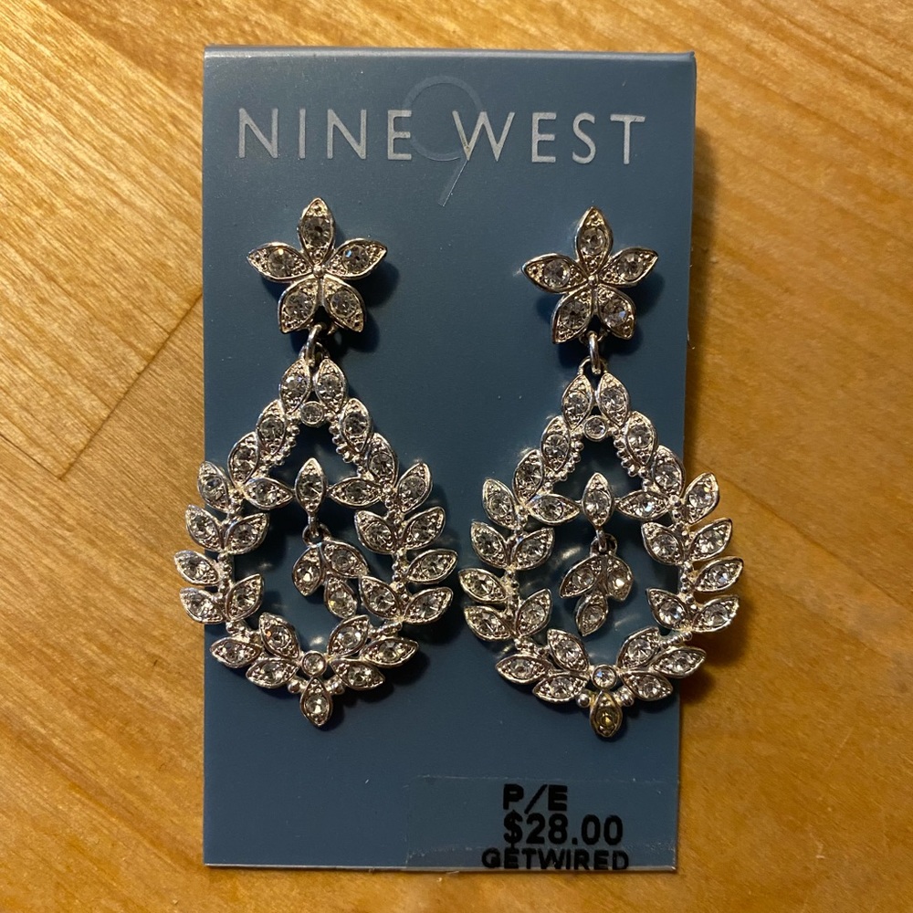 Nine West Silver Sparkle Floret Earrings- NWT